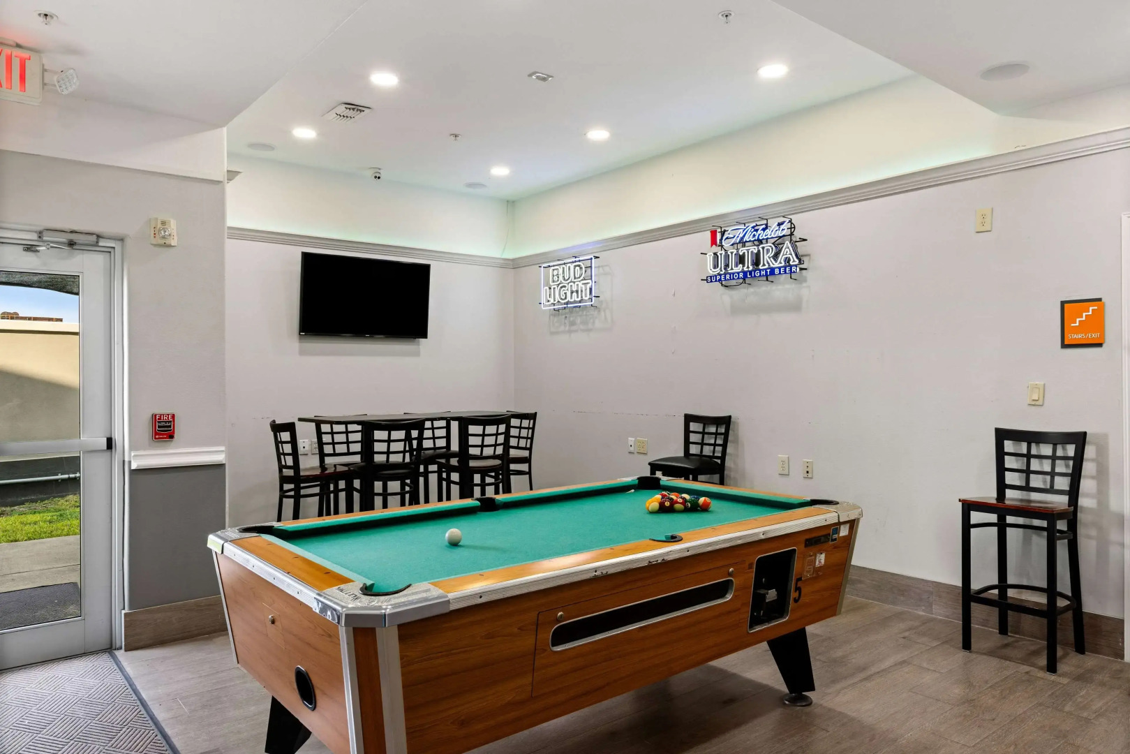 La Quinta Inn & Suites by Wyndham Raymondville