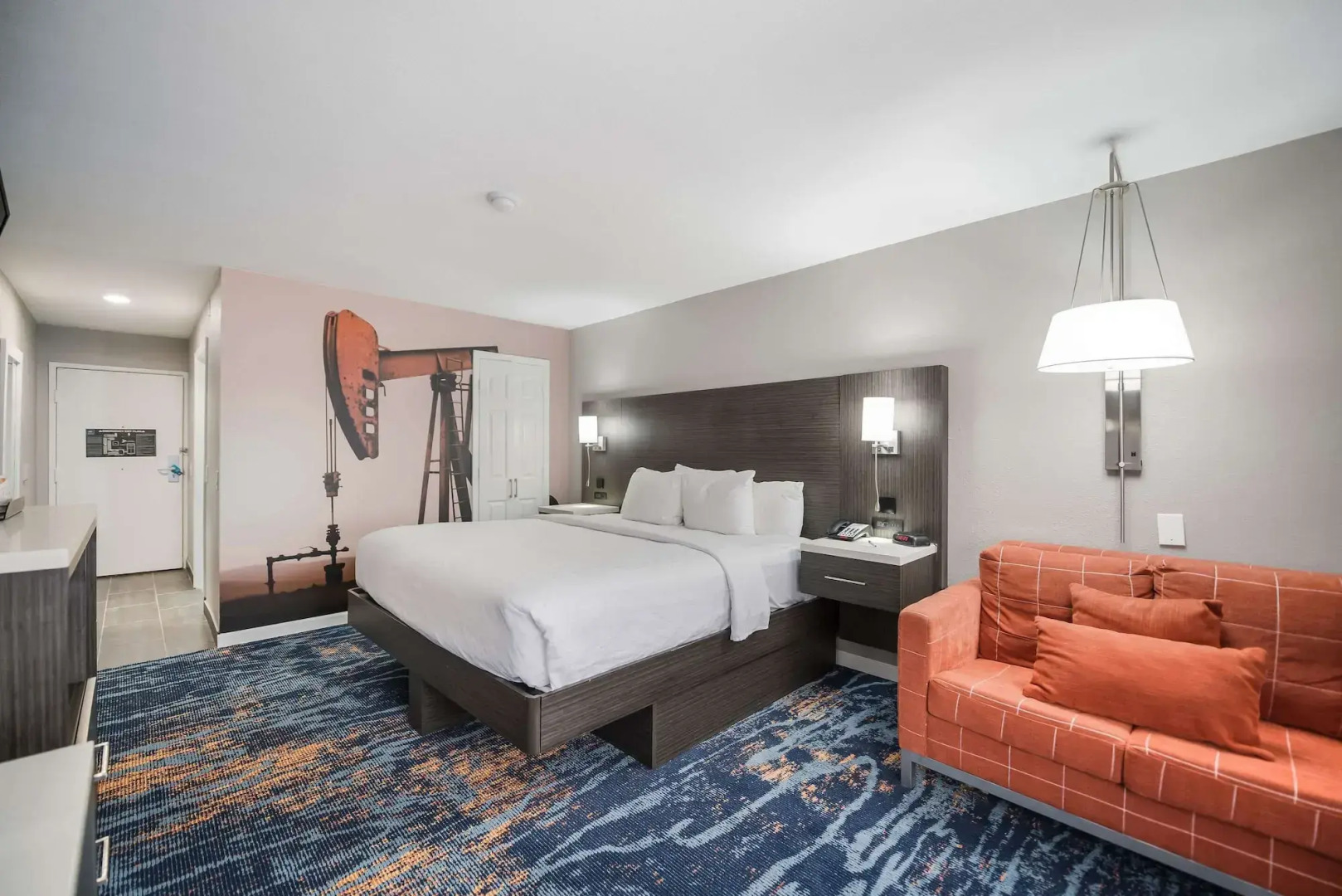 Clarion Pointe Marshall