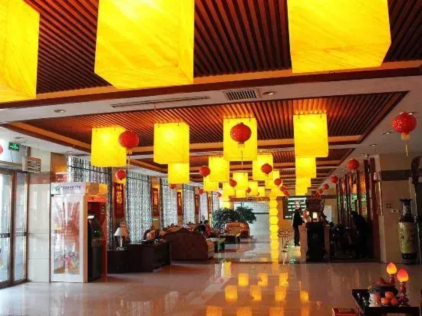 Tianxing Hot Spring Business Hotel