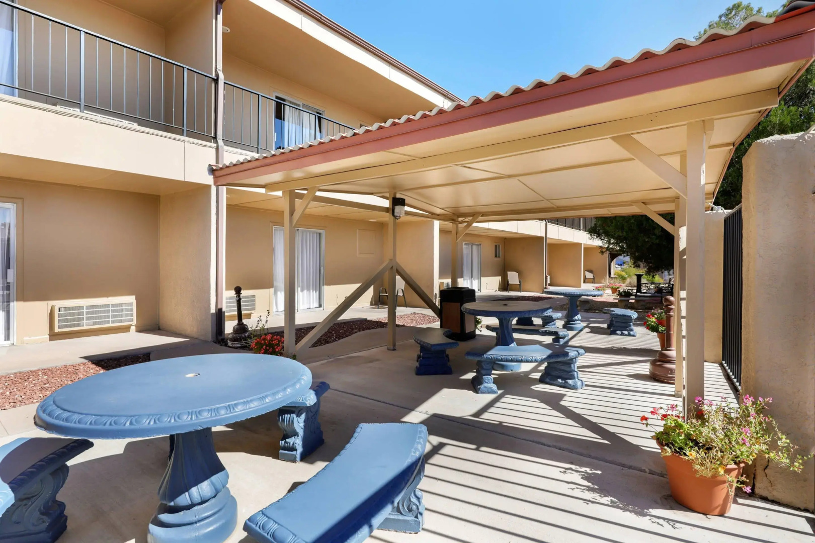 Econo Lodge Inn & Suites Socorro