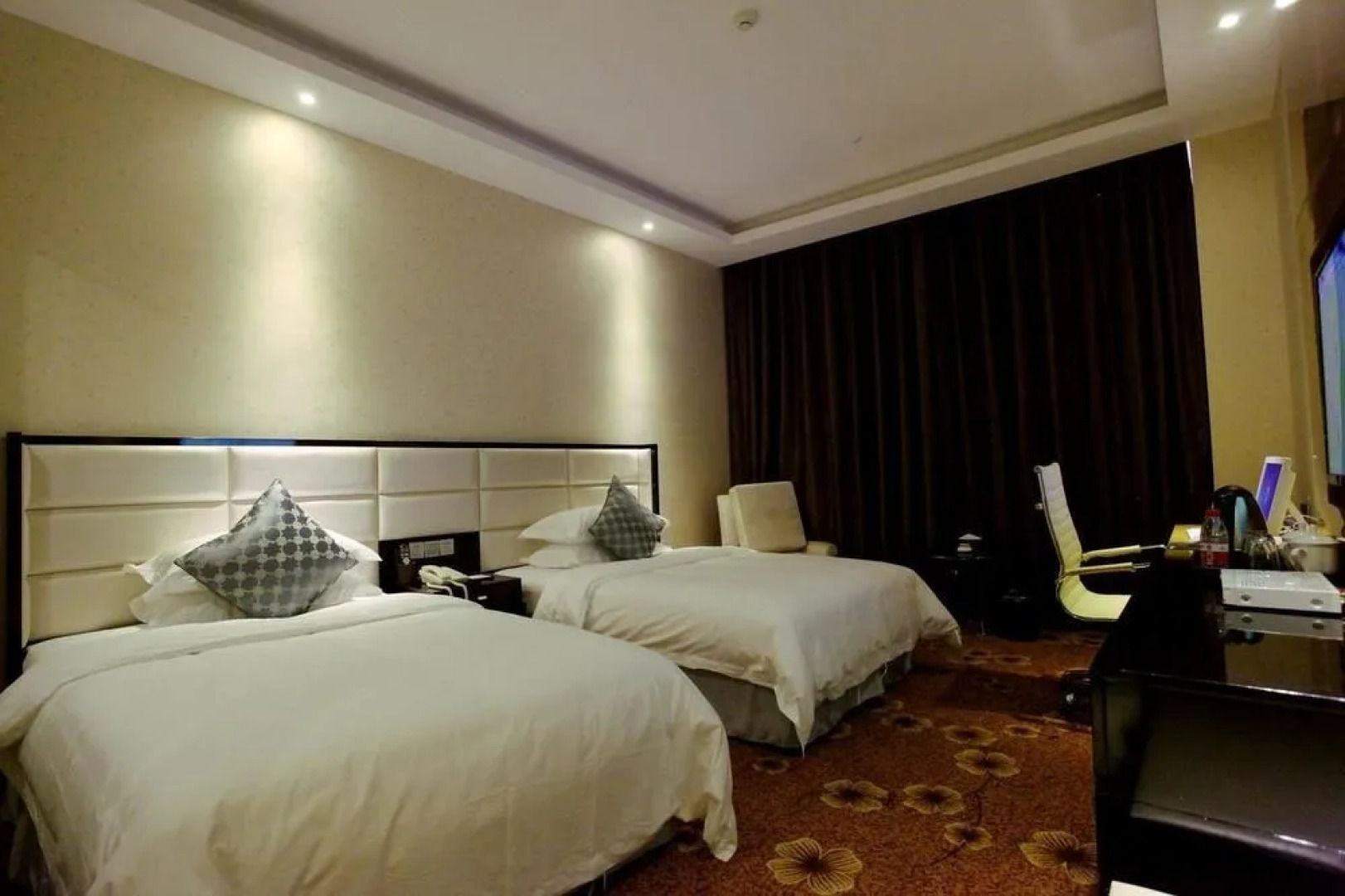 Zhongzhou International Hotel