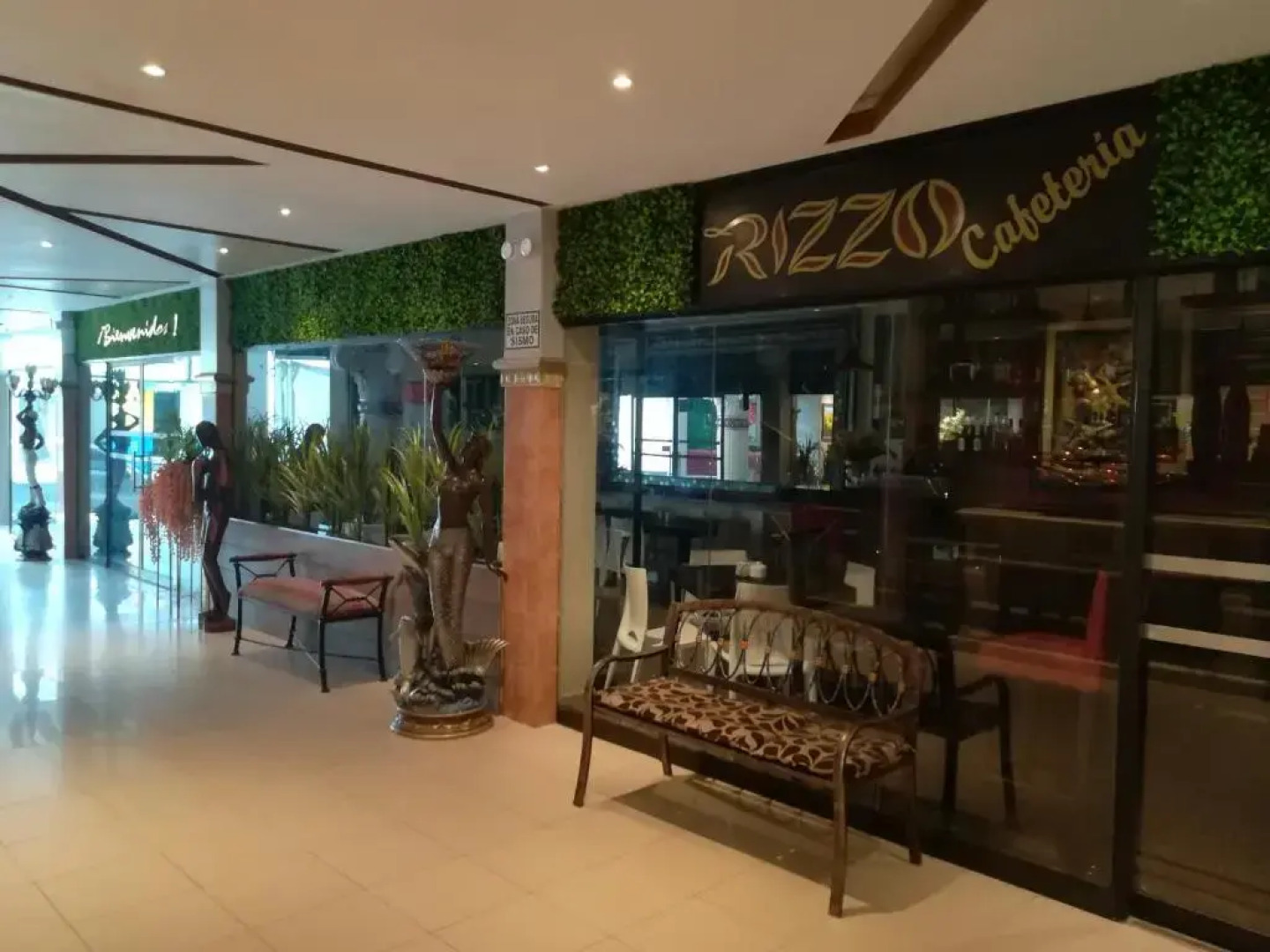 Rizzo Plaza Hotel