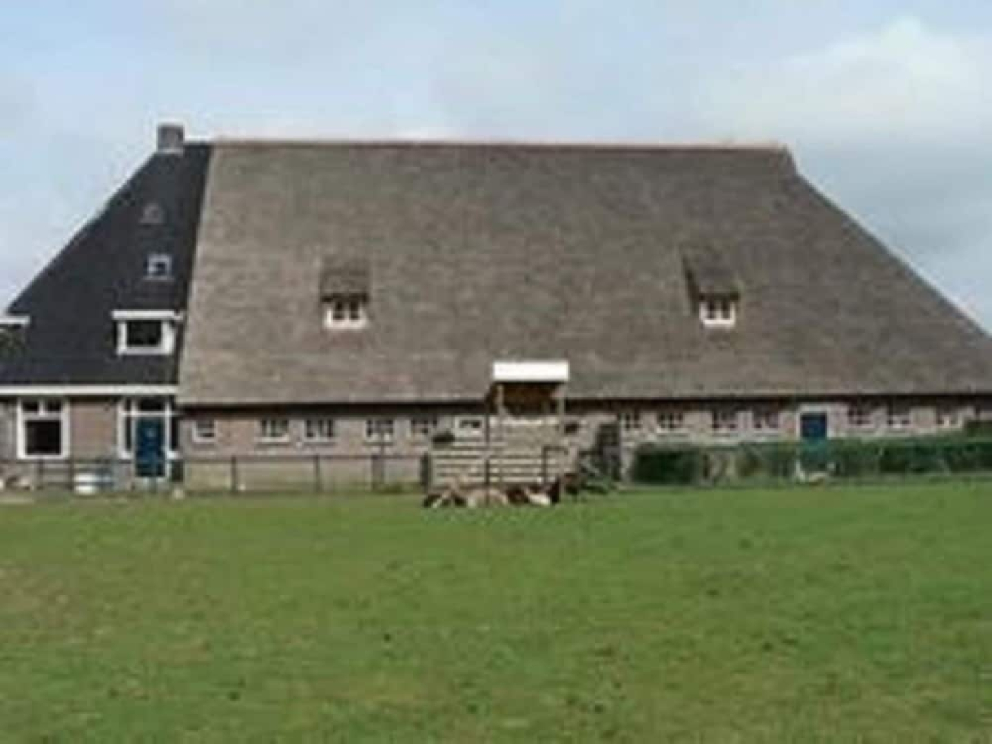 Enticing Apartment near Lake in Arum