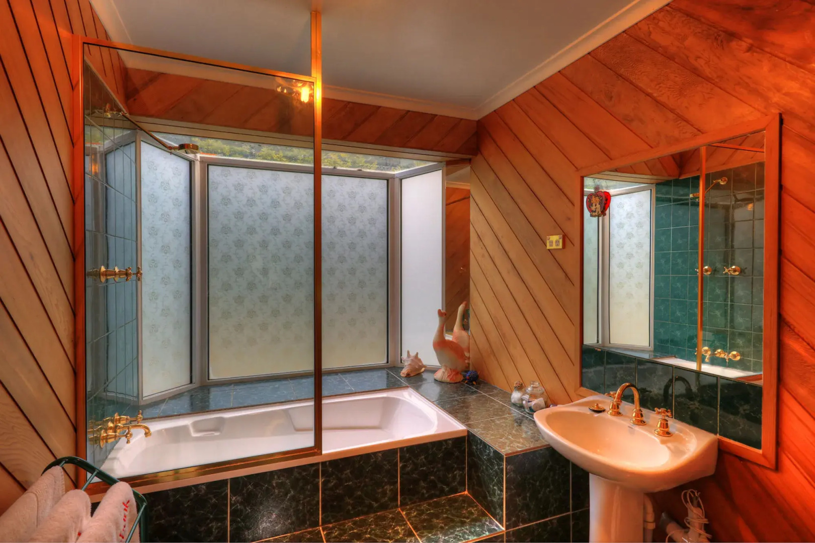 Rosebank Cottage Collection