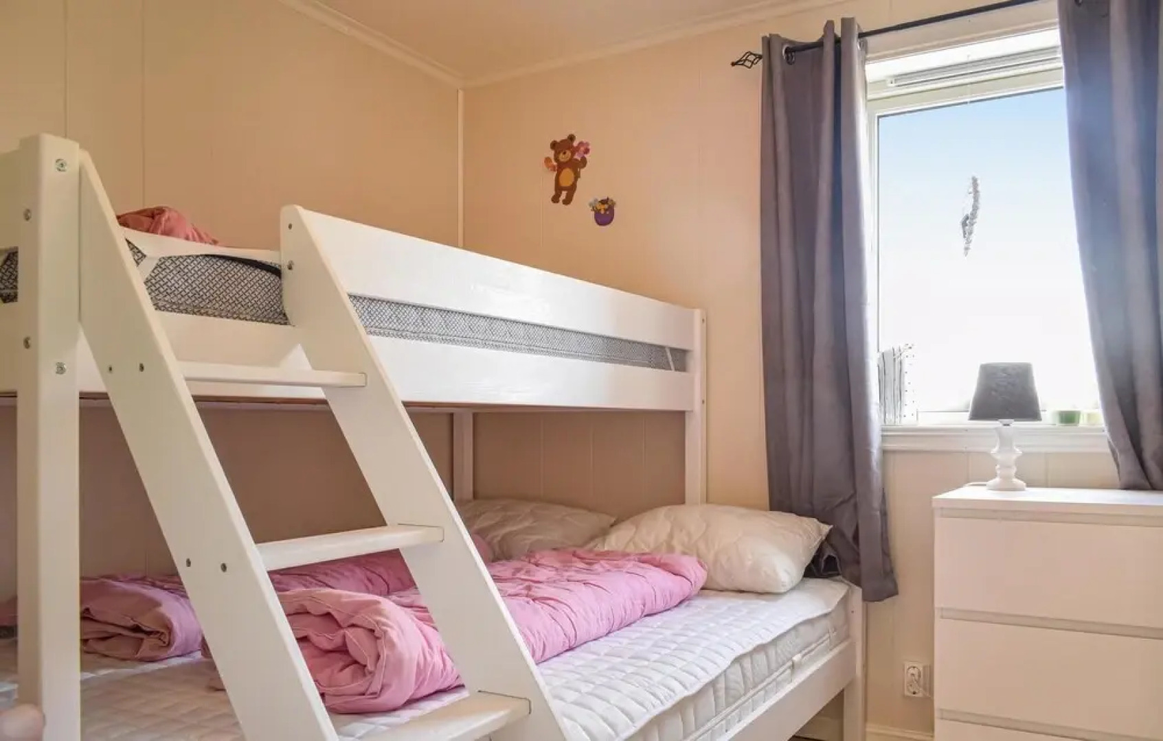 Awesome Home in Torangsvåg With 3 Bedrooms and Wifi