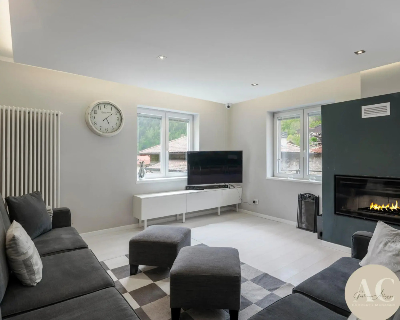 Snowhite in Incudine