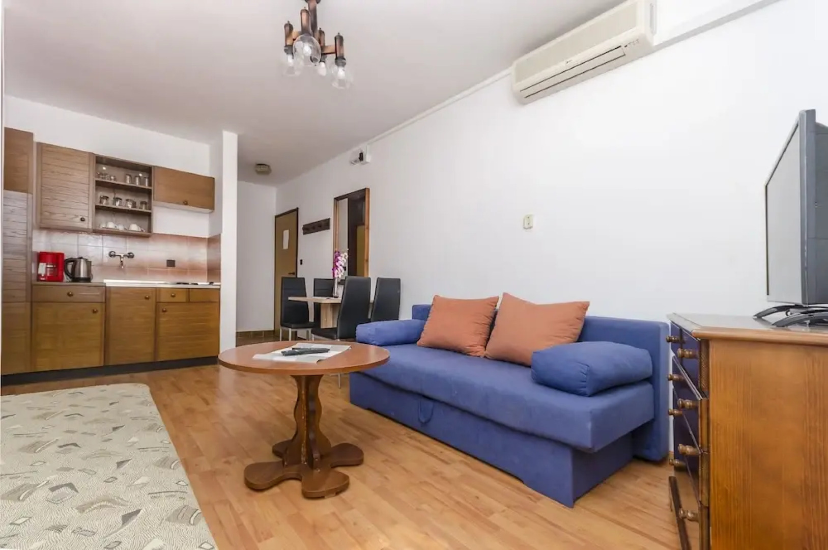 Apartments Little spring