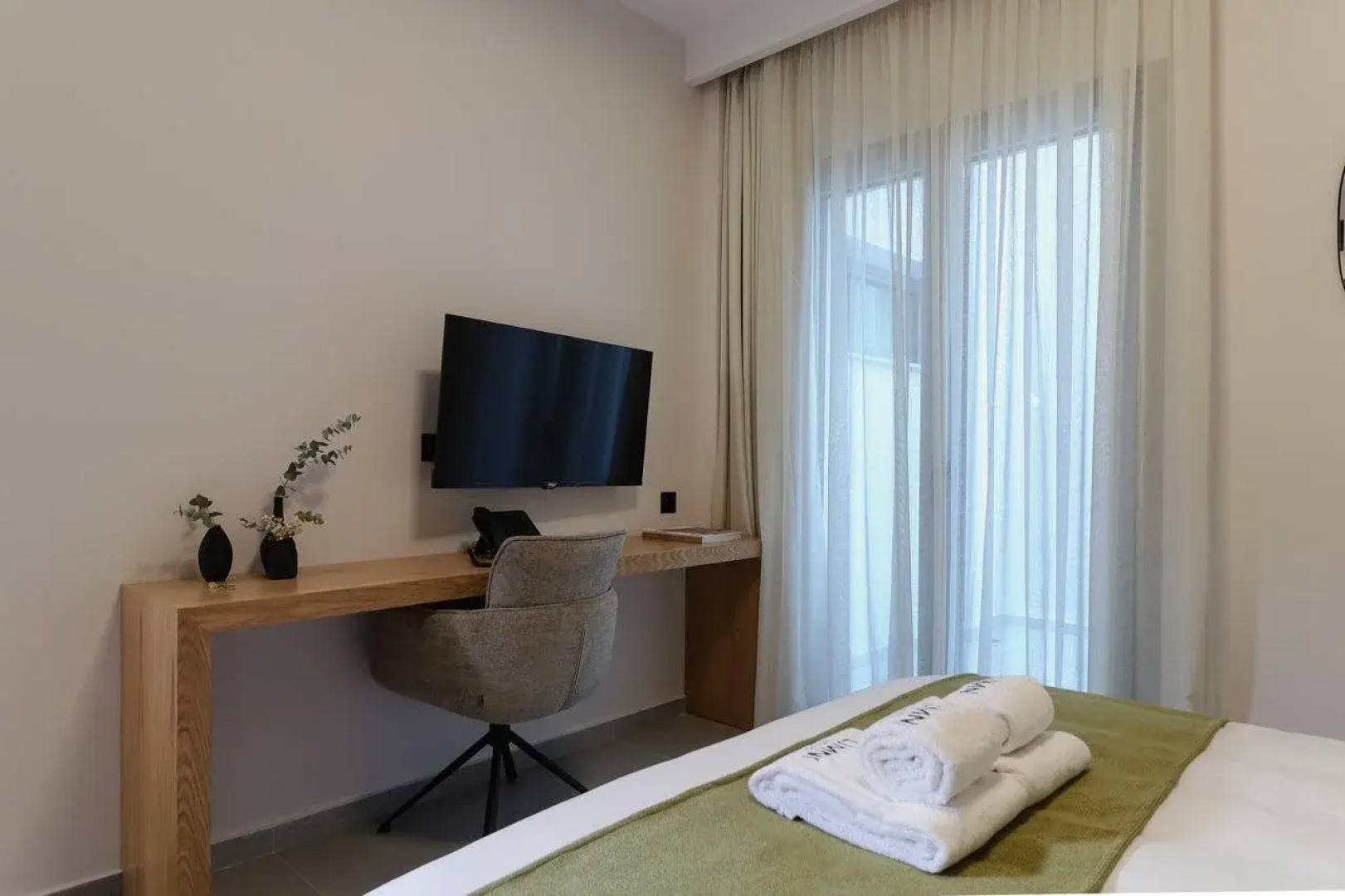 LIMNI Boutique Experience Hotel