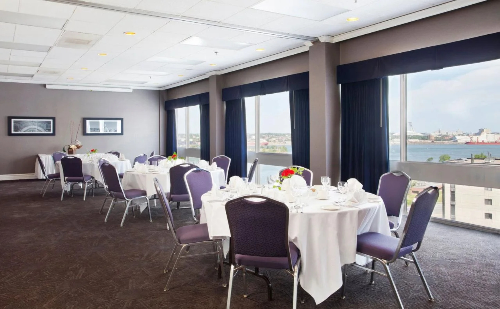 Sandman Hotel Montreal - Longueuil