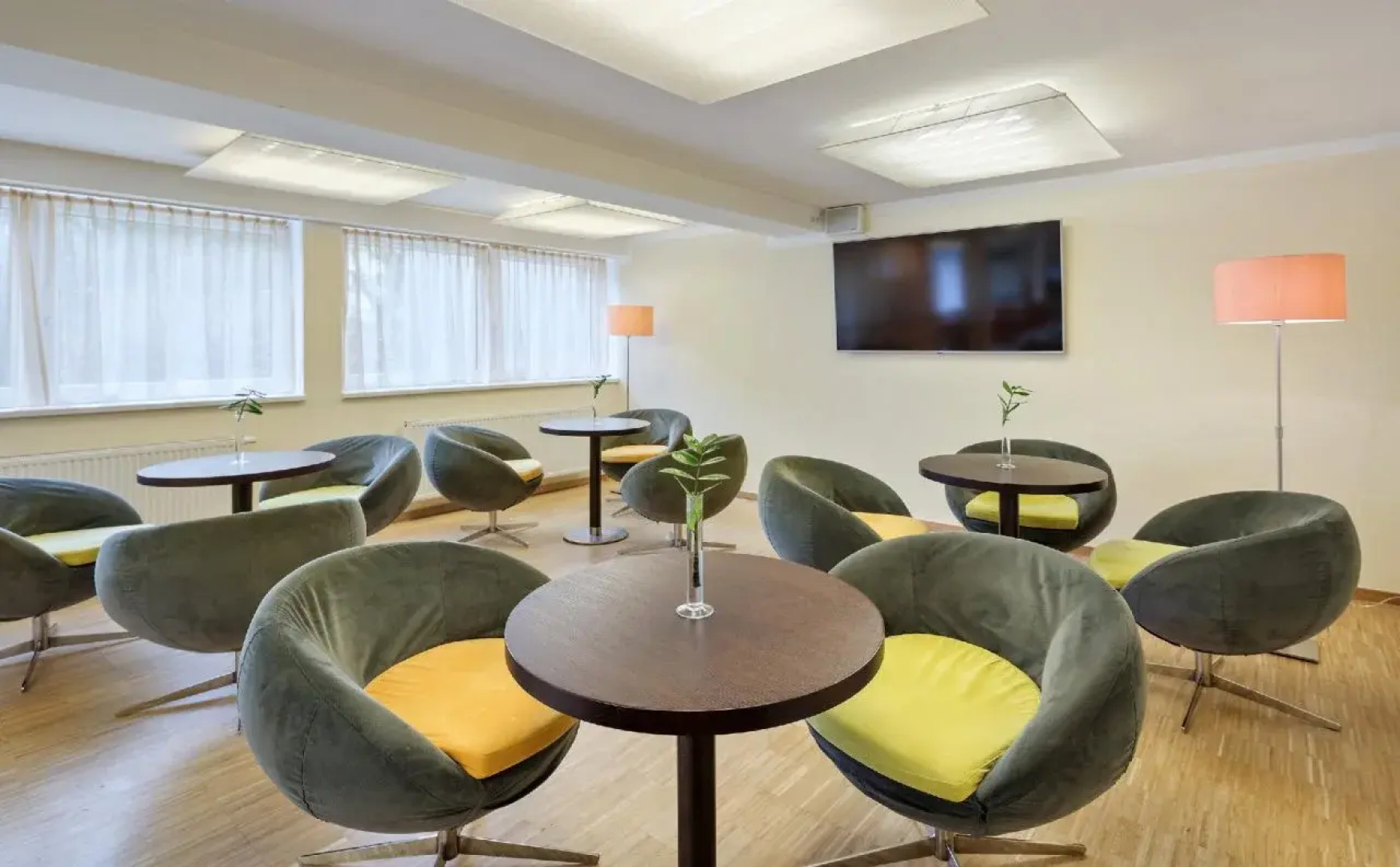 Отель Four Points Flex by Sheraton Vienna Hauptbahnhof