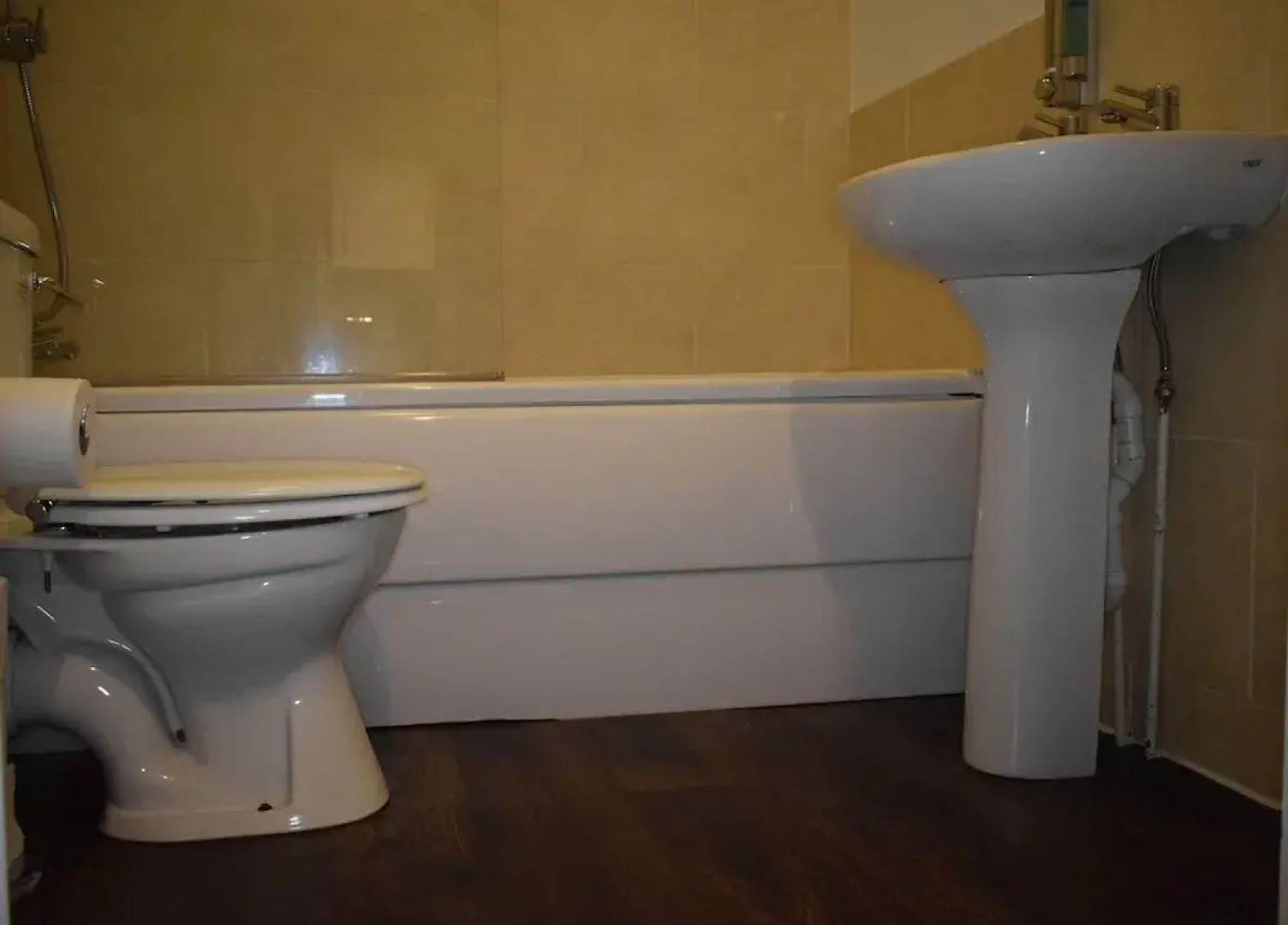 Higher Living-Professional Southsea Apartment