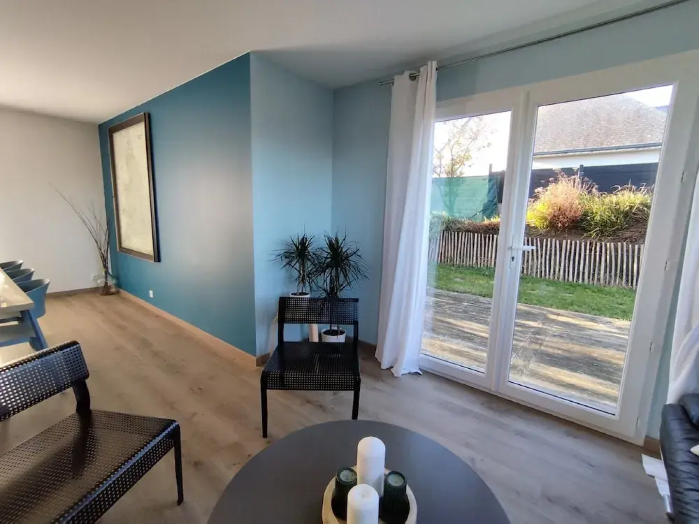 Pretty Family House Near the Beach