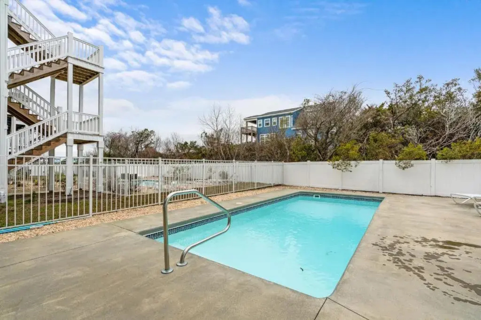 Alpha Breeze by Oak Island Accommodations