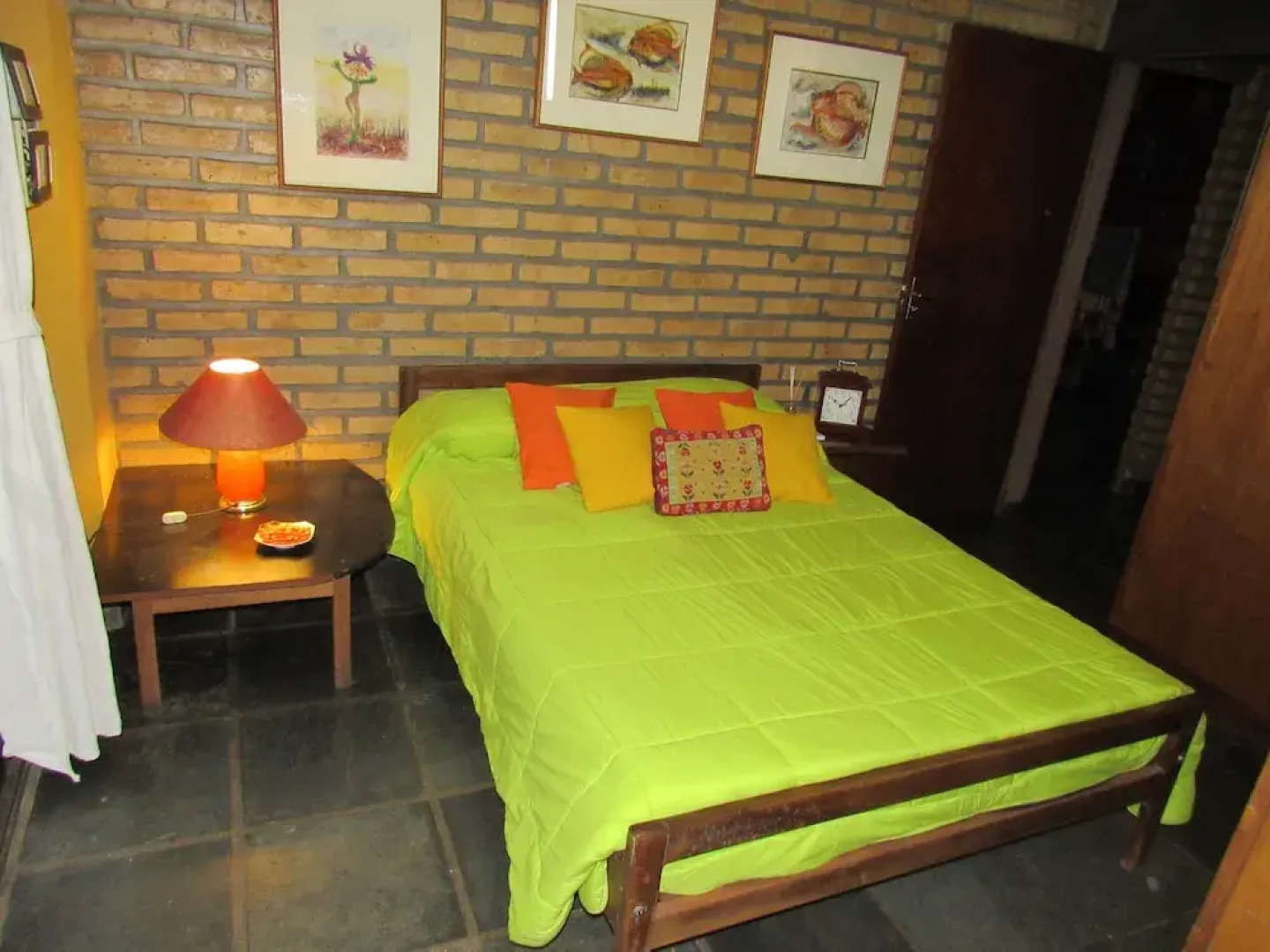 Bottega a Tat Complete Floor of 120 m2, Park, Barn, Barbecue and Swimming Pool