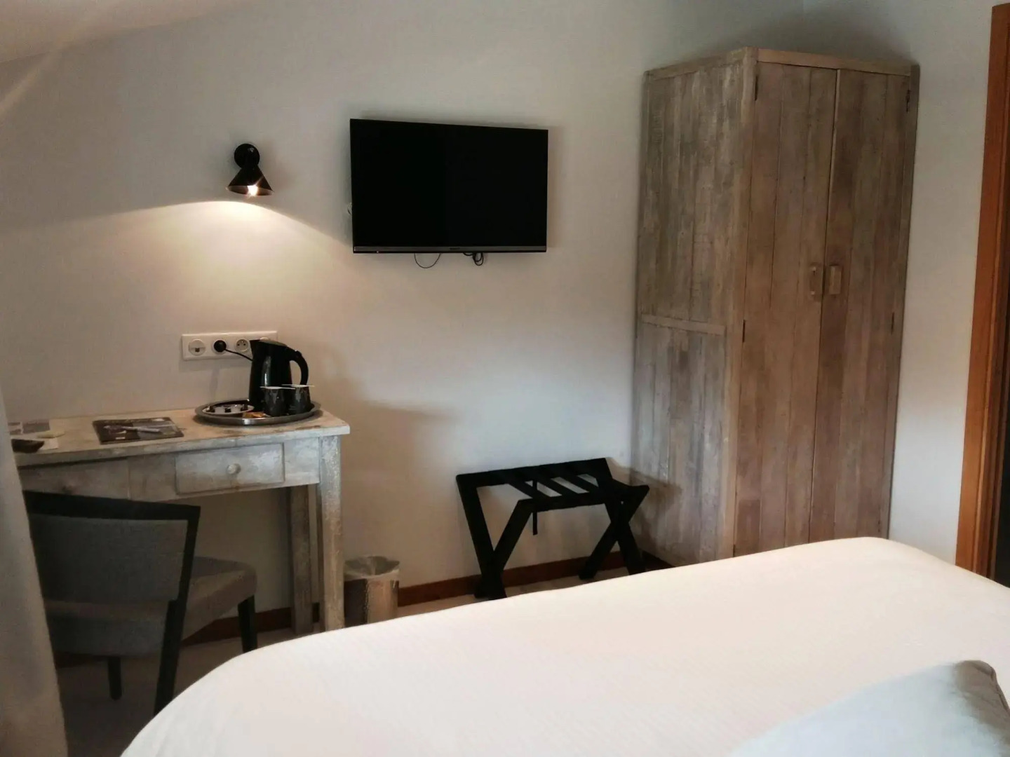 Logis Hôtel Les Pages