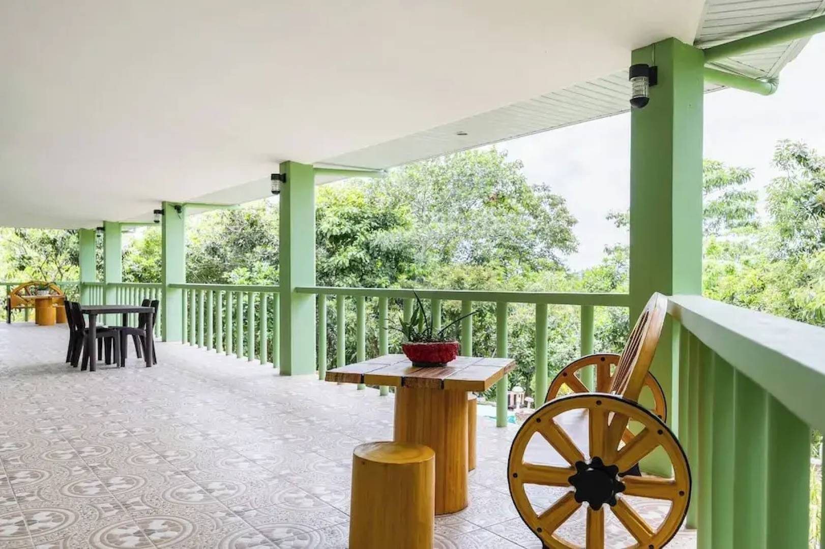 Villa Jolam - Family Haven in an Island Paradise