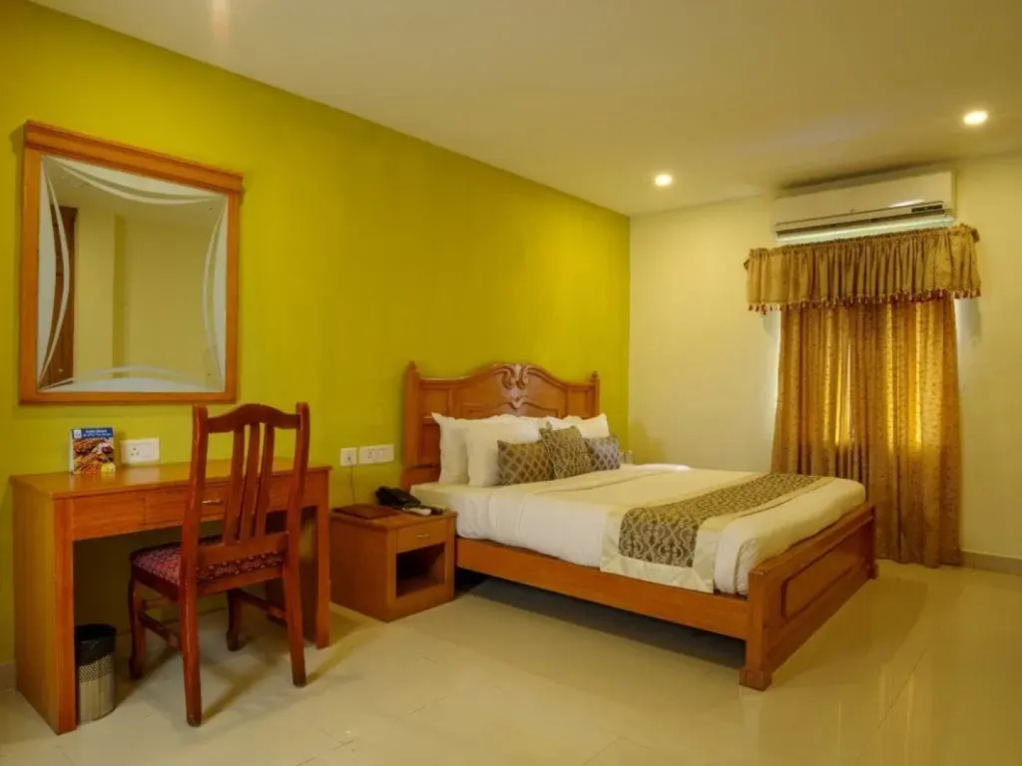 Vedanta Wake Up - Ernakulam, North Railway Station