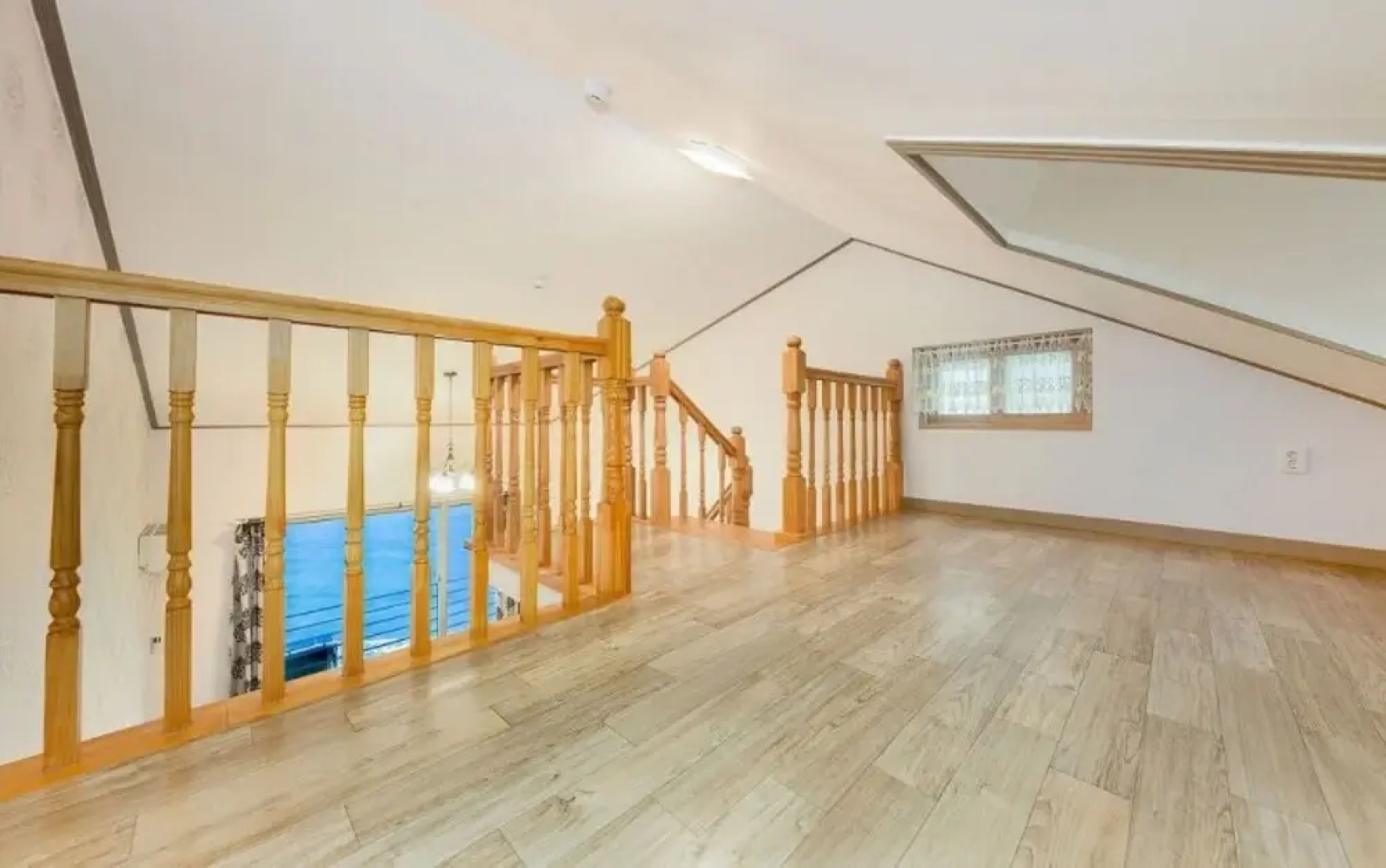 Yeongdeok Gaemitongkku Pension