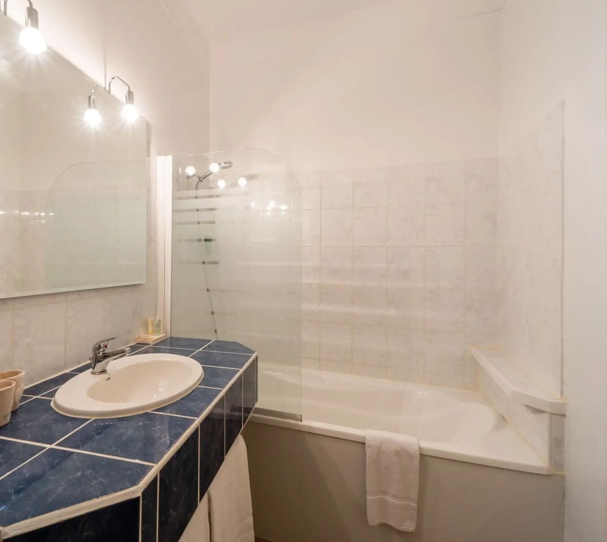 Best Western Le Comtadin
