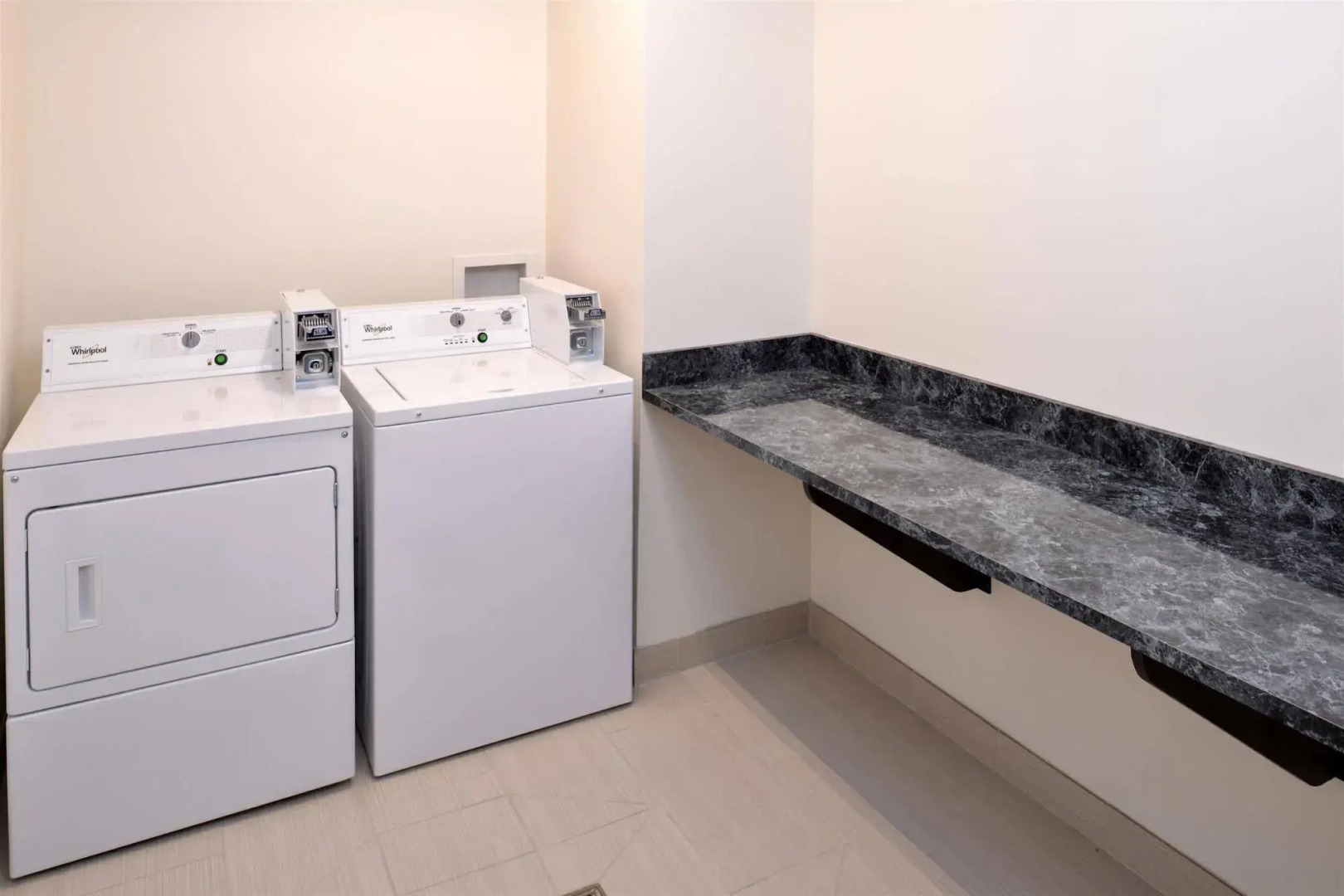 Lexington Inns and Suites Effingham