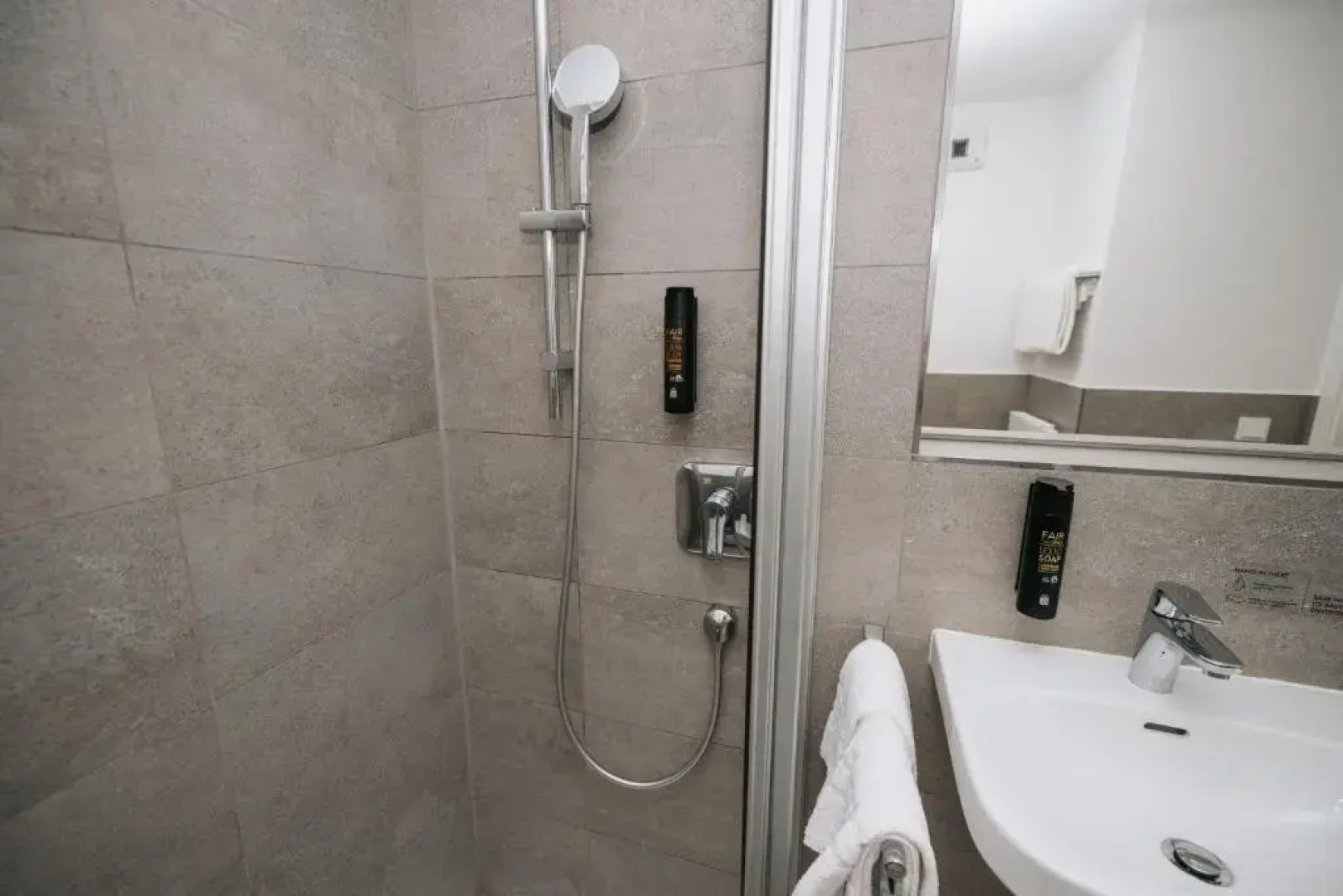 Coffee Fellows Hotel & Longstay