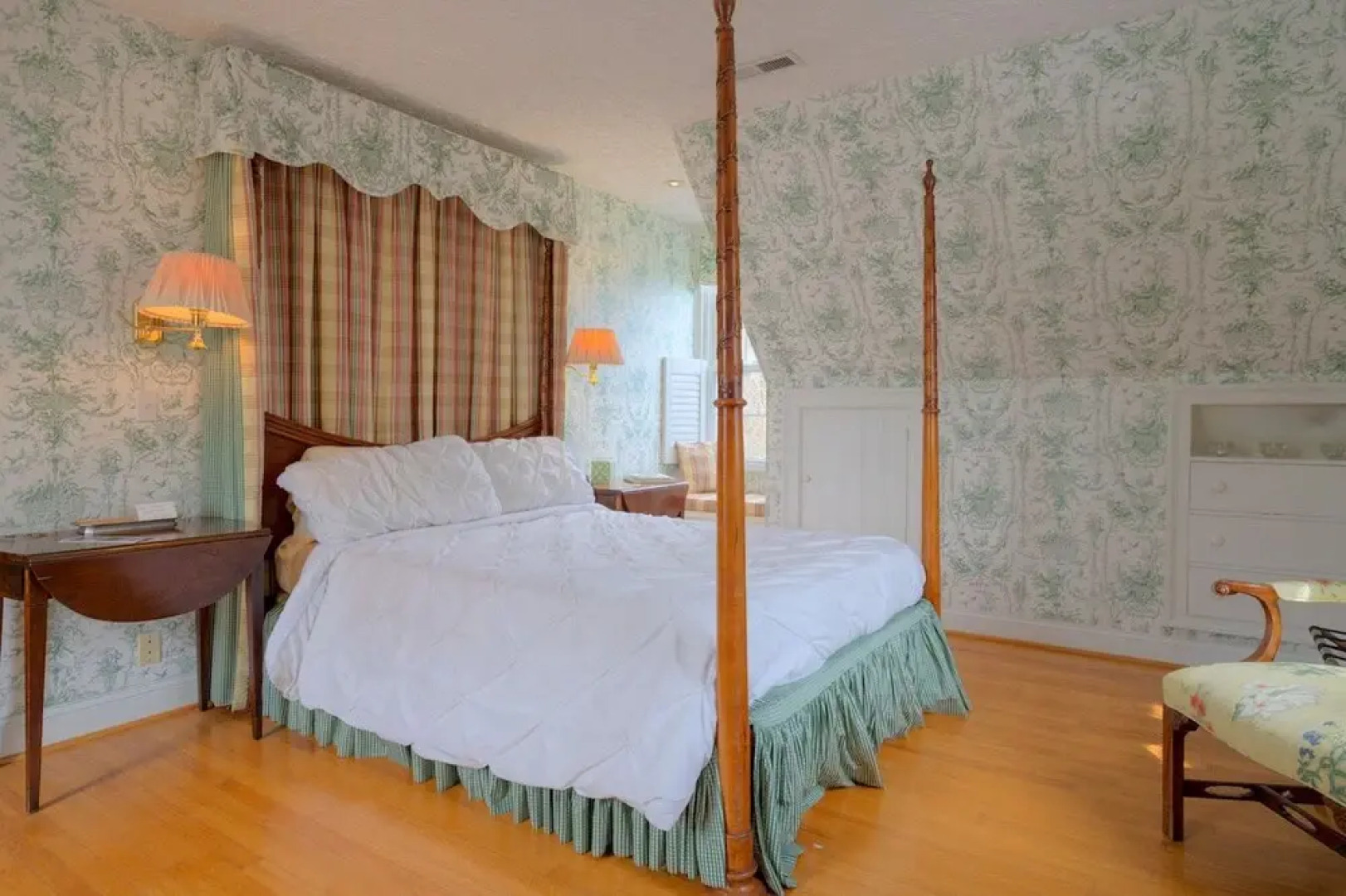 Nesselrod on the New