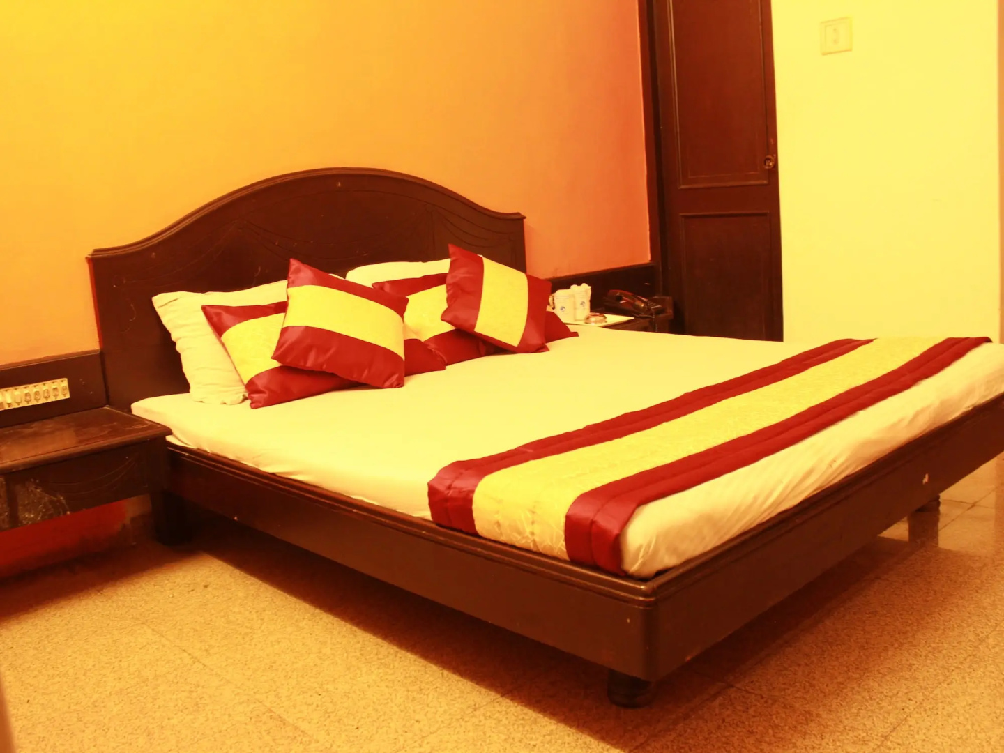 Kashiva Lake Residency