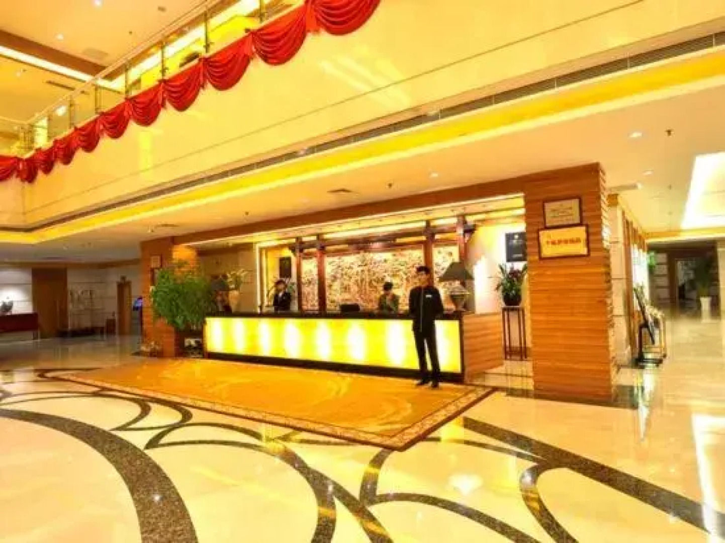 Green Lake Hotel Jinzhou