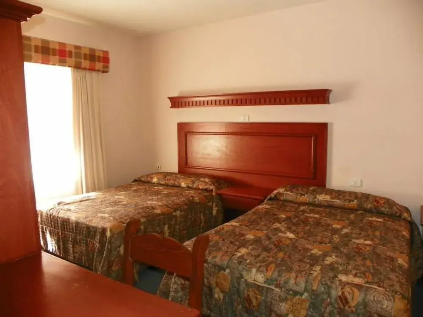 Hotel Maria Luisa Inn & Suites