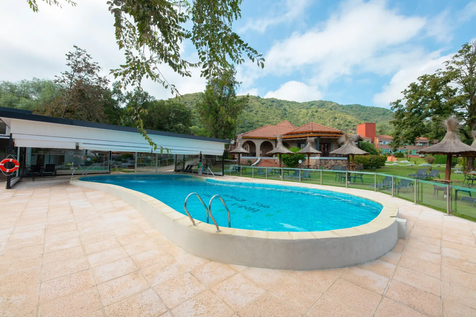 Pinares del Cerro Resort & Suites