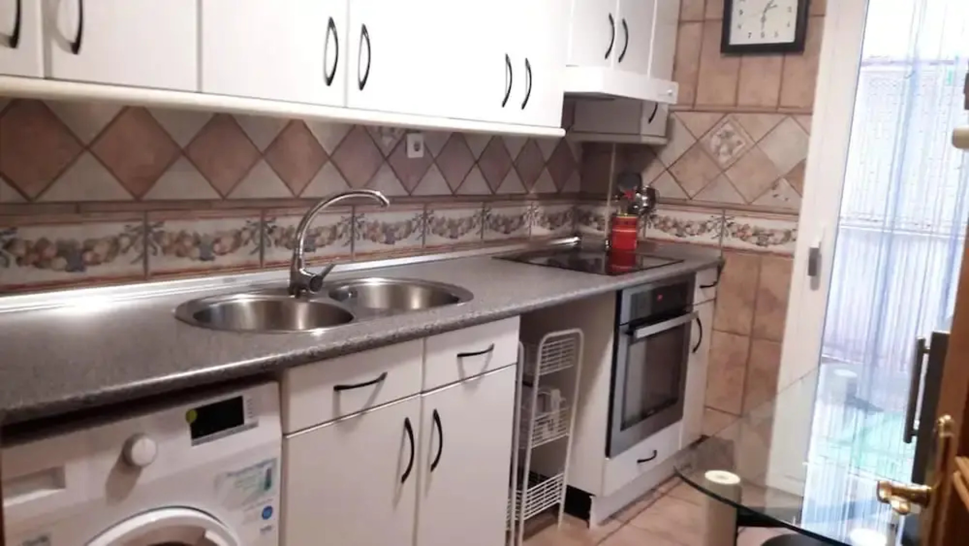 Apartment With 4 Bedrooms in Soria