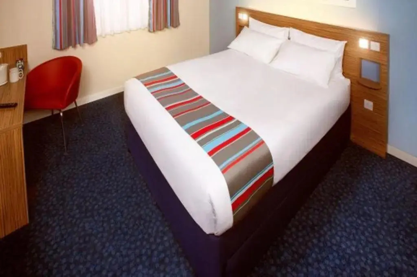 Travelodge Dundee Strathmore Avenue
