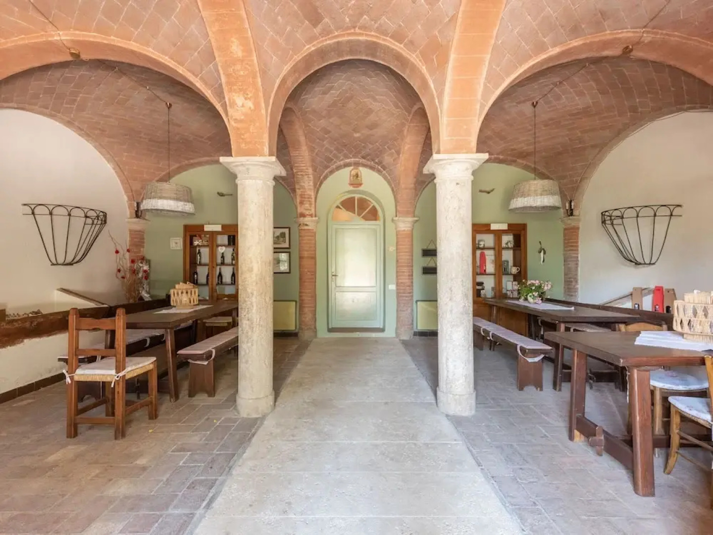 Traditional Apartment in Rapolano Terme with Swimming Pool