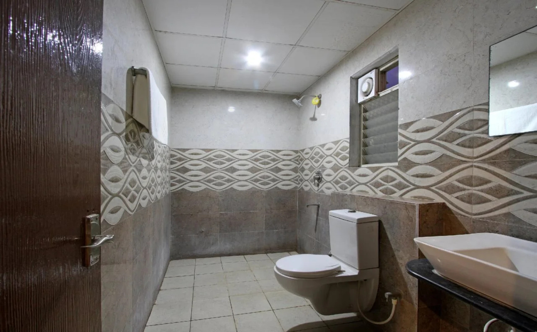 Rathneshwari Residency By OYO Rooms