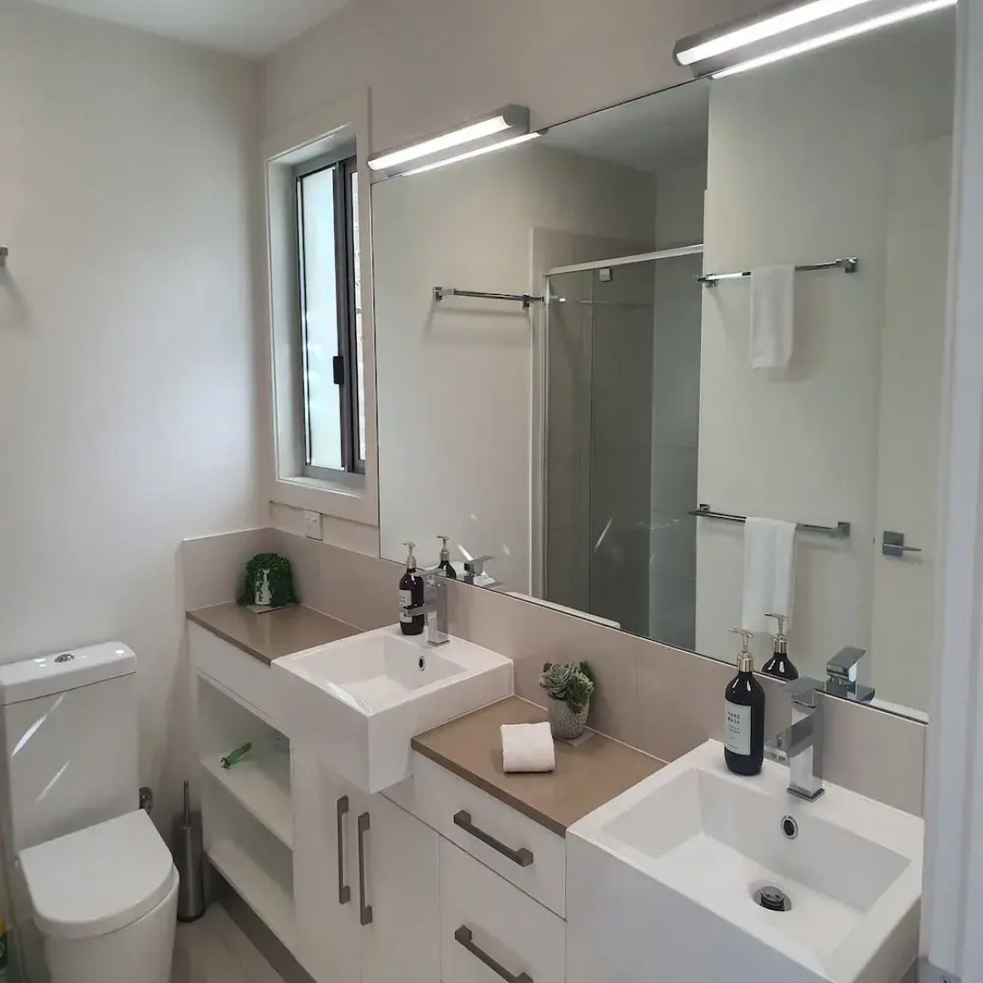 1 BDR Sea Side Guesthouse