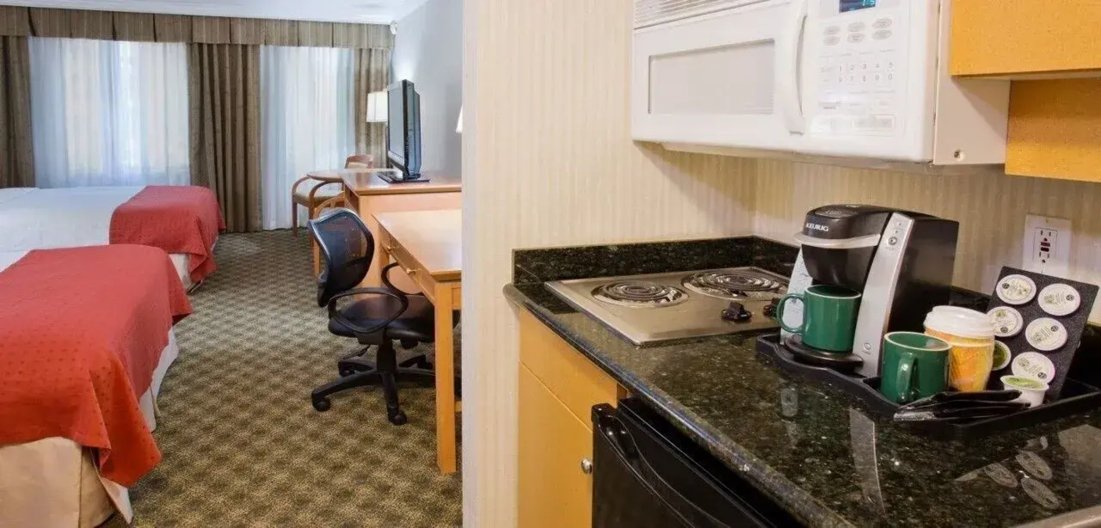 Holiday Inn Hotel & Suites North Vancouver by IHG