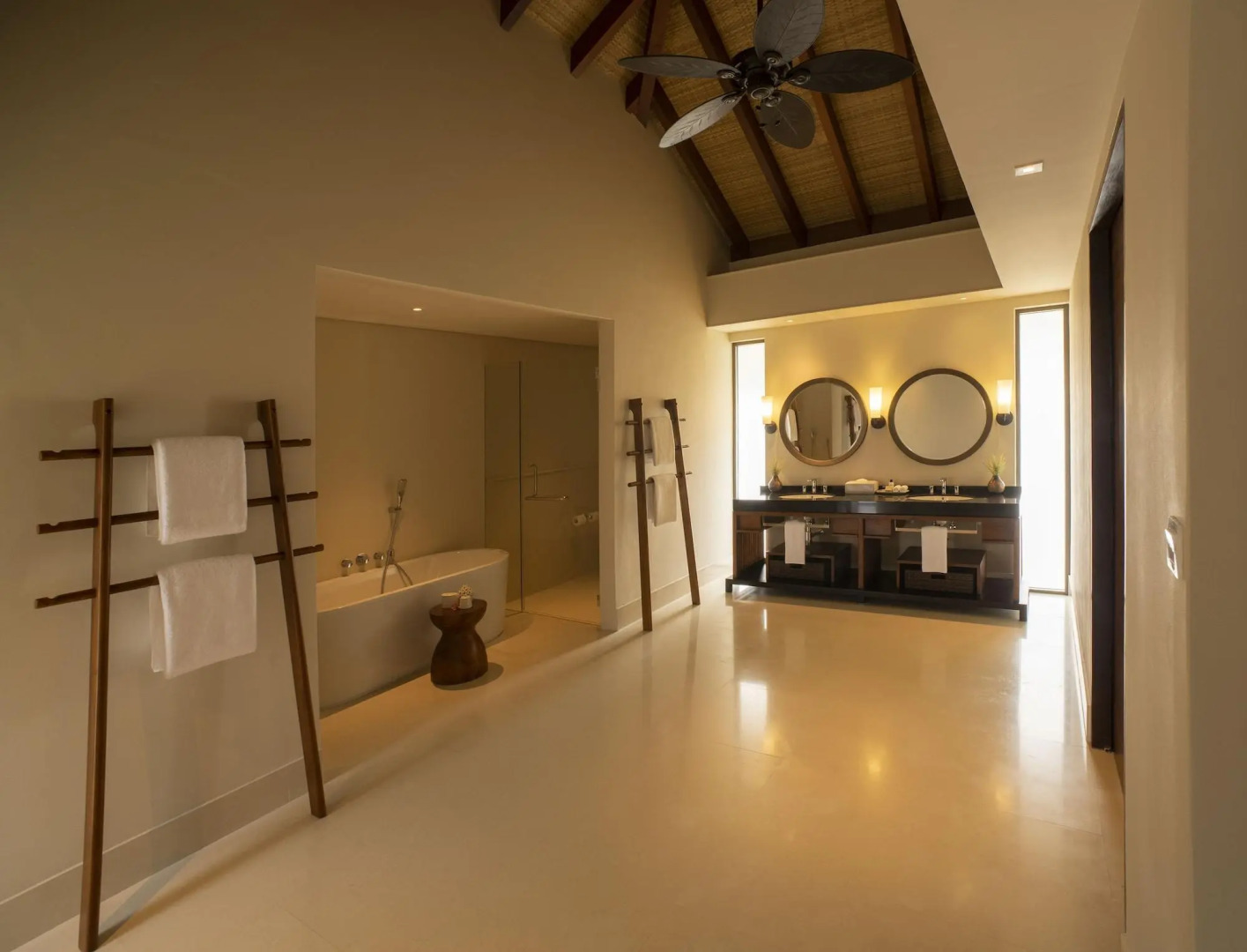 Отель The Residence Maldives at Dhigurah