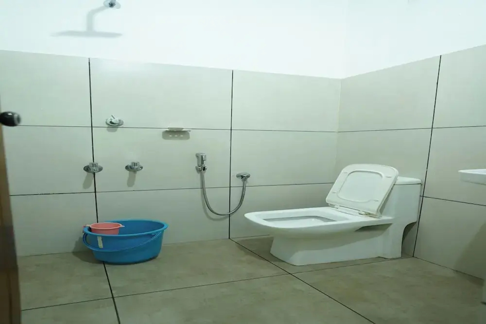 Parassini Tourist Home