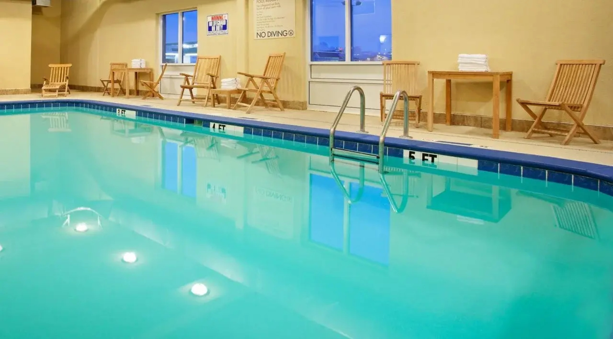 Holiday Inn Express & Suites Lenoir Cty by IHG