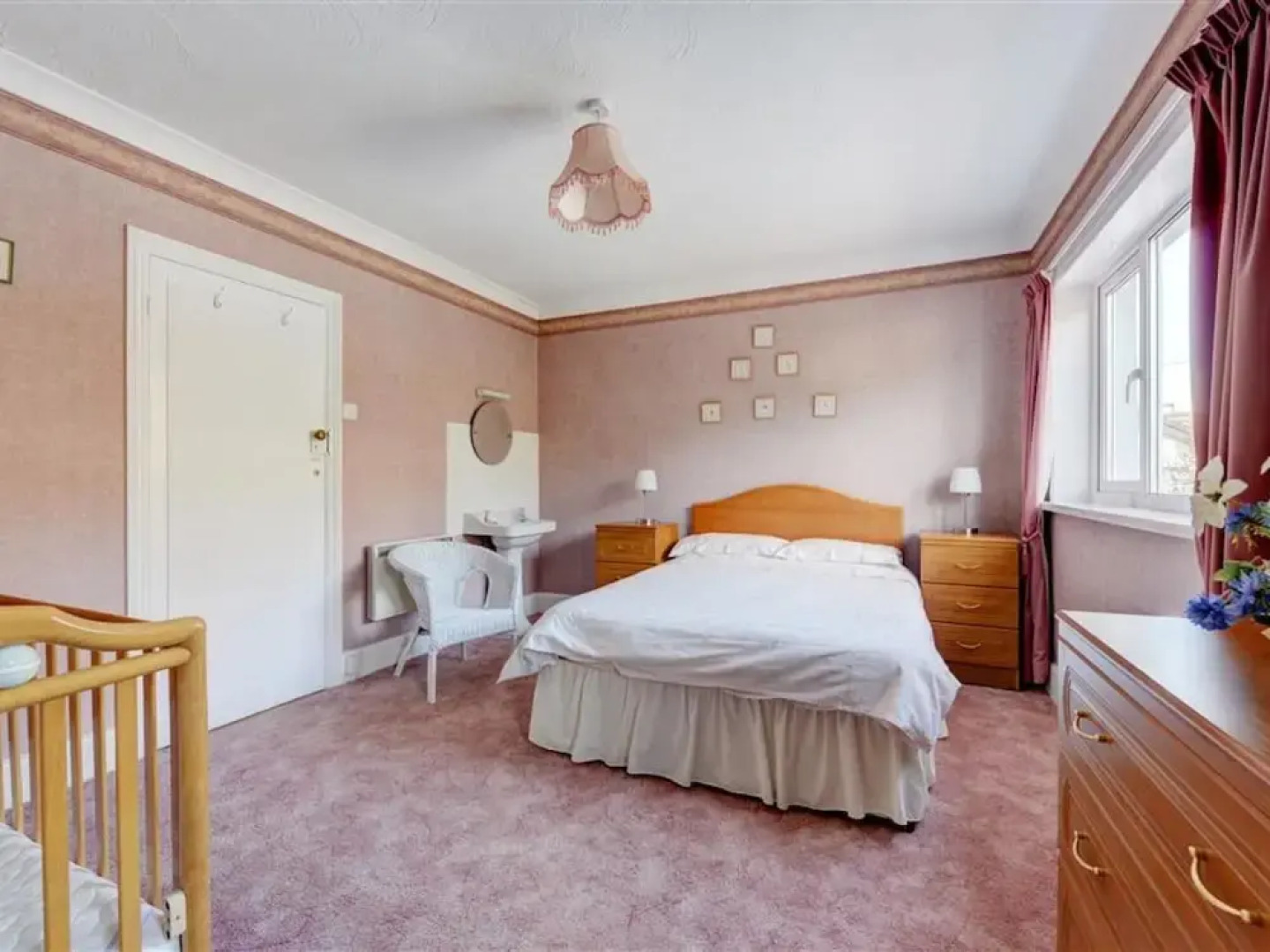 Spacious Well-presented Property Situated in the Coastal Village of Amroth