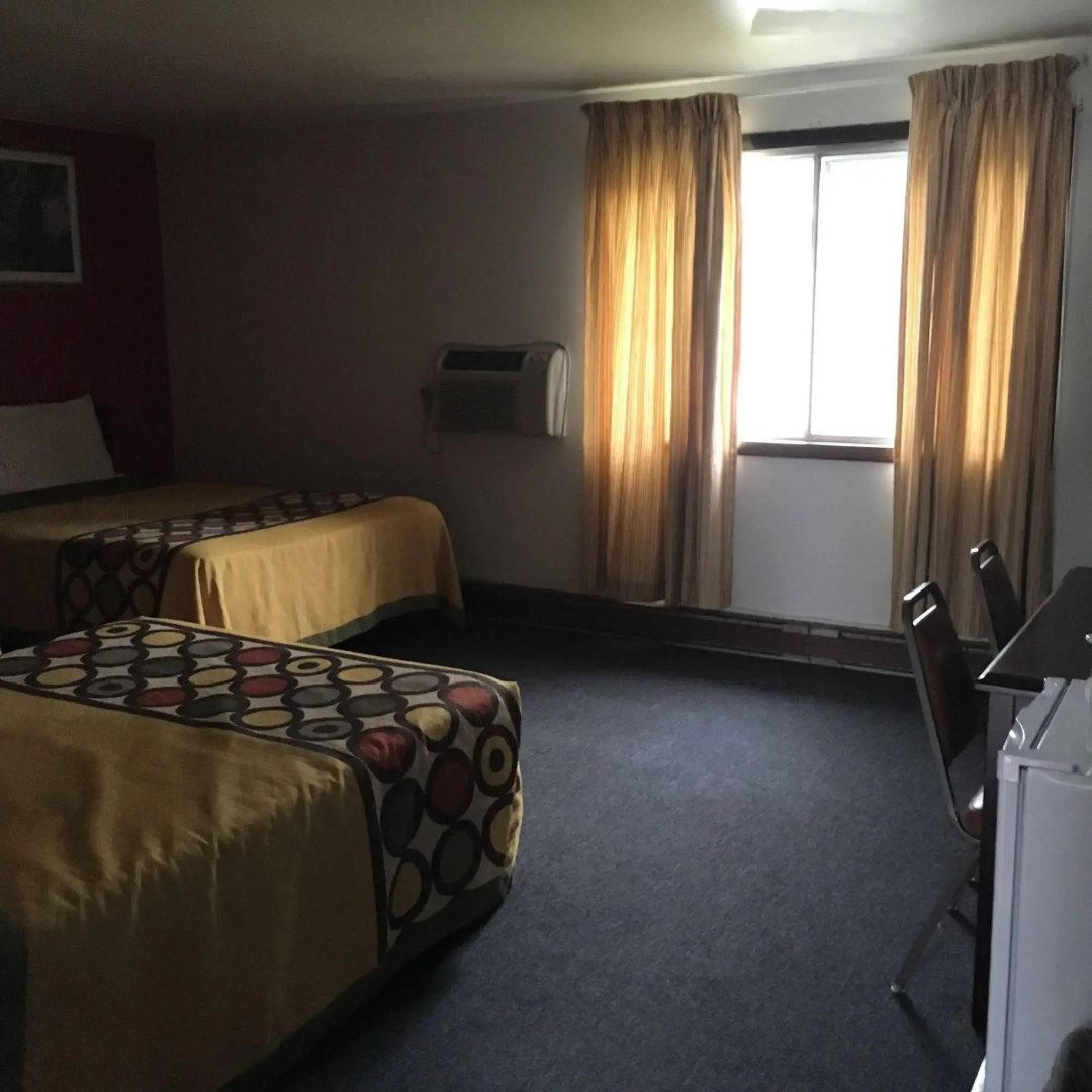 Tarragon Motel