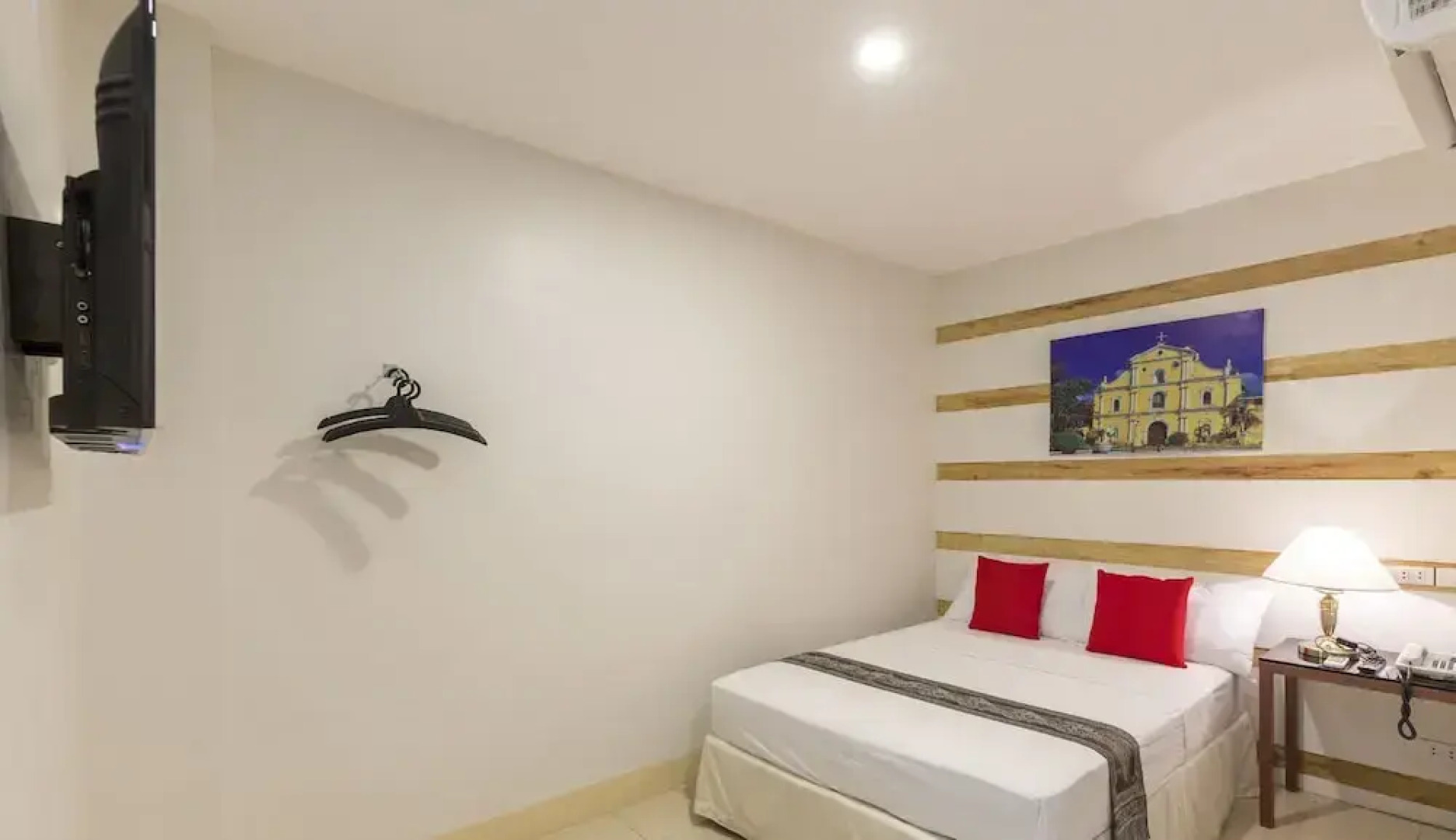 Metro Vigan Inn By Zuzu