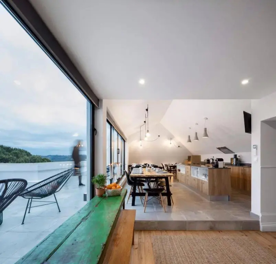 Penedo da Saudade Suites & Hostel