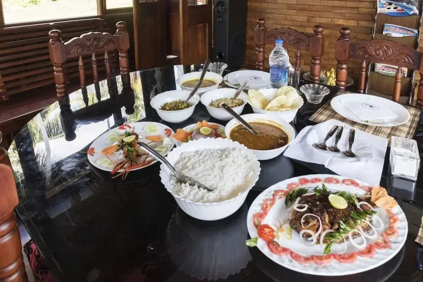 GuestHouser 3 BHK Houseboat 1b08