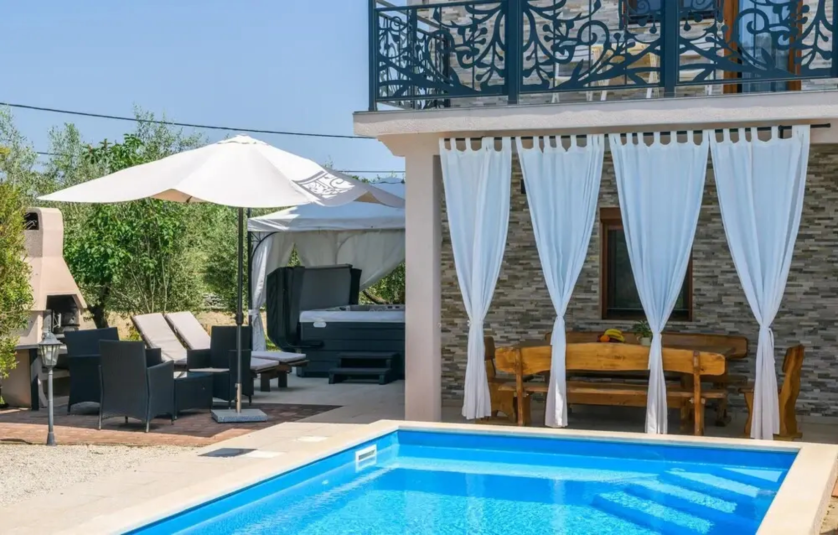 Awesome Home in Marcana With Wifi and 3 Bedrooms