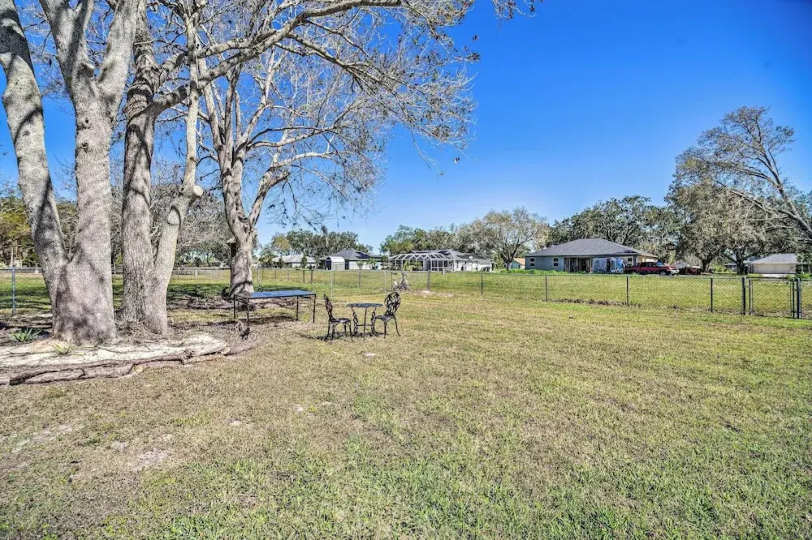 Lanai, Pool & Gas Grill: Sebring Retreat!