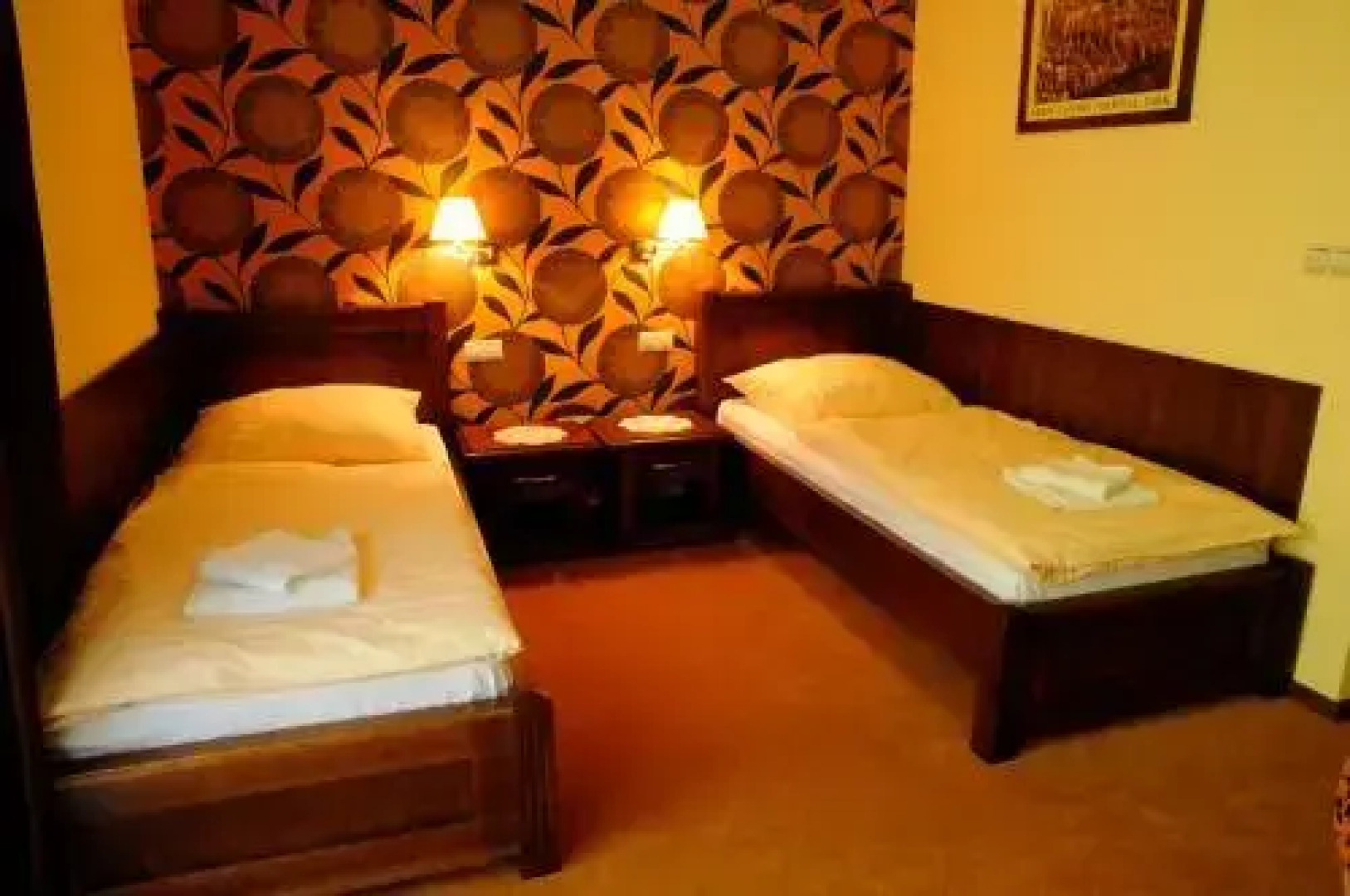 Country Saloon Belá