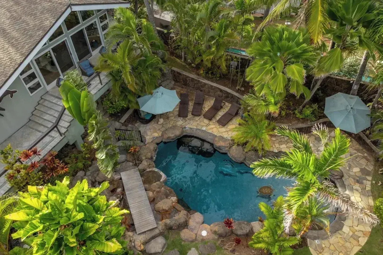 Palione Papalani by Avantstay New $1.5m Remodel Steps From Kailua Beach w/ Private Pool & Hot Tub