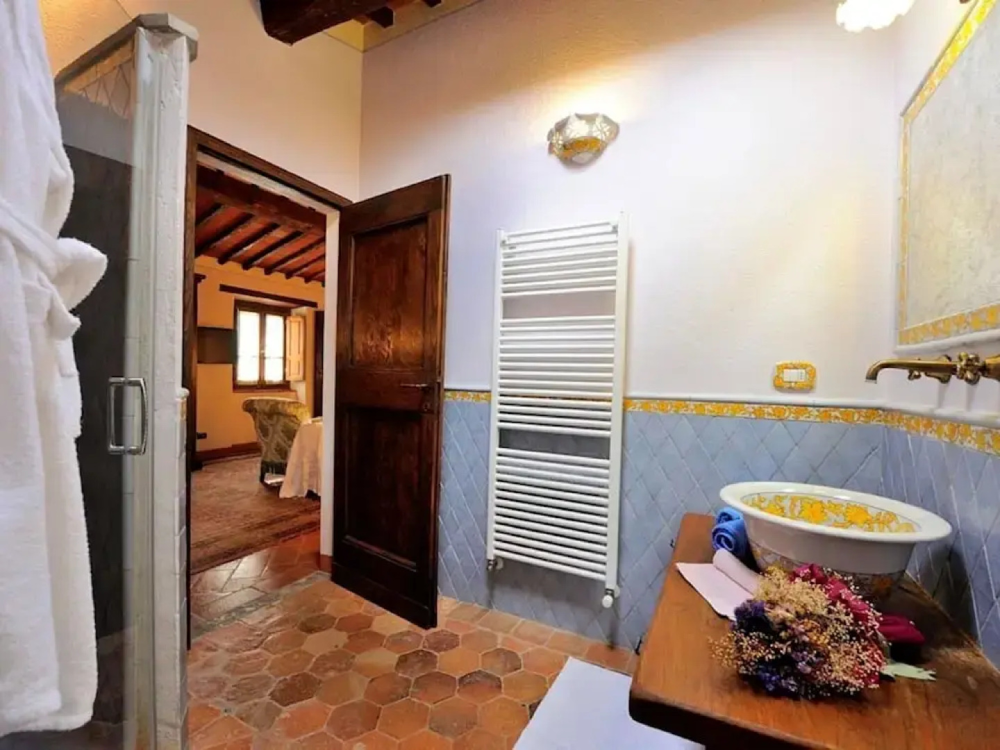 Tuscan Villa With Sauna