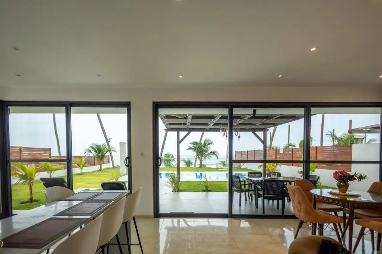 Tills Beach Resort